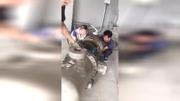 广州日立12O匹螺杆机维修视频